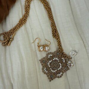 Bold double chain statement necklace w/ crystal and matched earrings -- Niquea.d